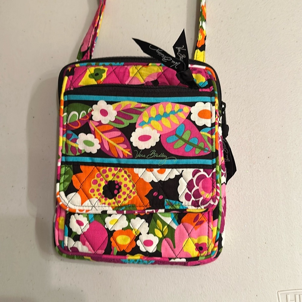 Vera Bradley, Crossbody Va Va  Bloom